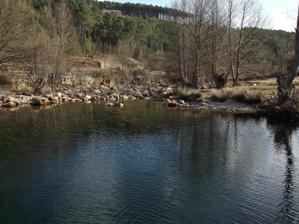 Casa Do Adro - Serra Da Estrela Cortes do Meio المظهر الخارجي الصورة