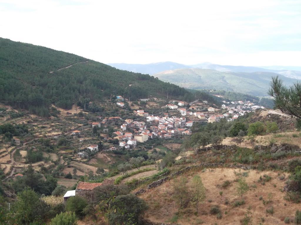 Casa Do Adro - Serra Da Estrela Cortes do Meio المظهر الخارجي الصورة